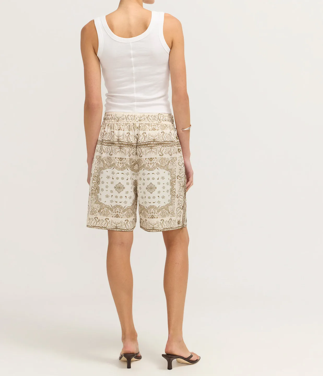 Laurel Relaxed Short in Beige Bandana