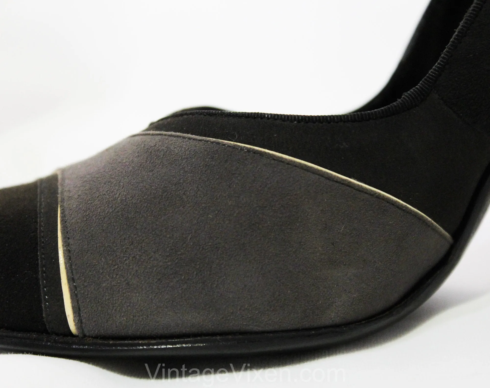 Size 5.5 1940s Gray Shoes - Two Tone 40s Charcoal Suede High Heels - 5 1/2 Pumps with Asymmetric Curves & Rounded Toes - 40's NOS Deadstock